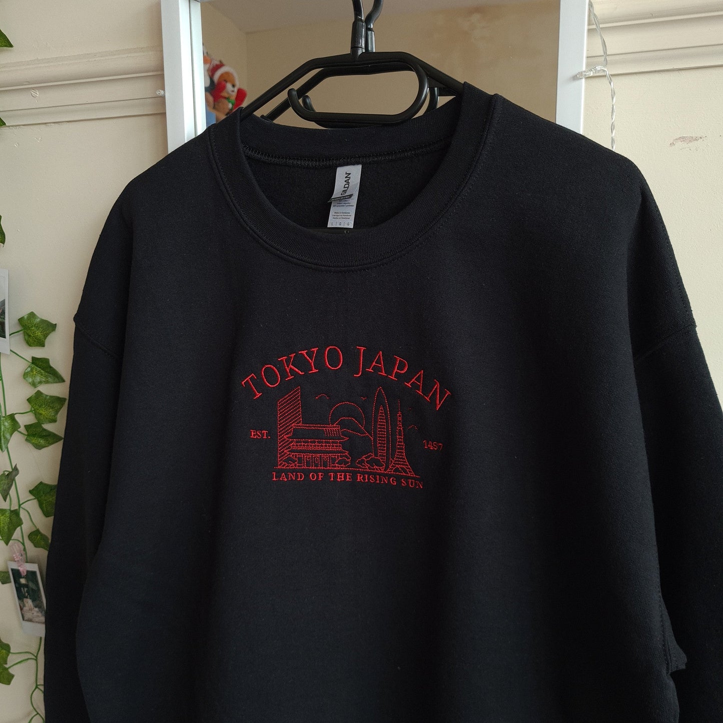 Tokyo Japan Embroidered Sweatshirt, Vintage Crewneck, College Sweatshirt, Oversize Japanese Crewneck, Unisex