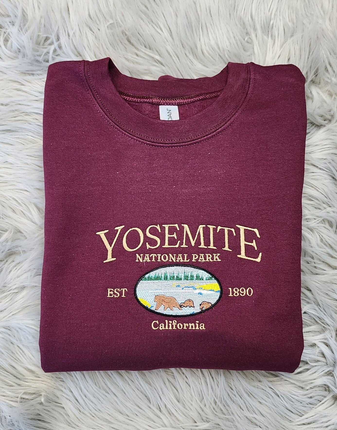 Embroidered Yosemite National Park Unisex Sweatshirt, California Yosemite , USA National Parks Embroidery, Sweatshirt