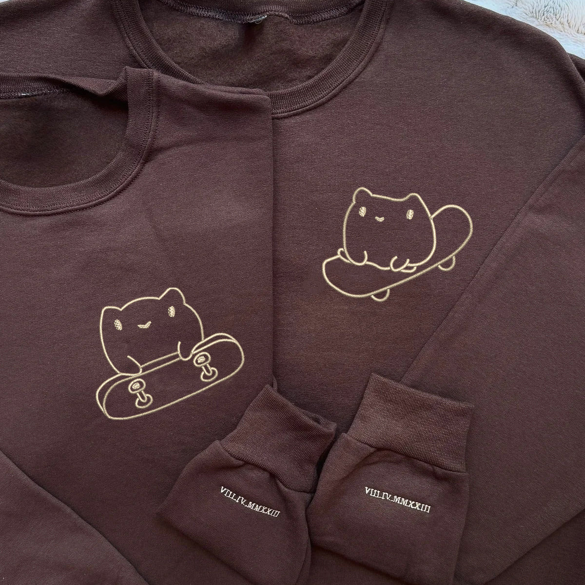 Custom Embroidered Cute Frog Skateboards Matching Hoodies for Couples