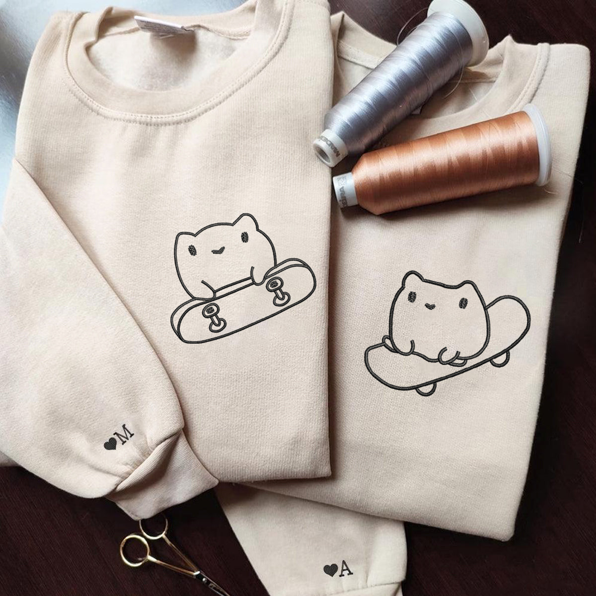 Custom Embroidered Cute Frog Skateboards Matching Hoodies for Couples