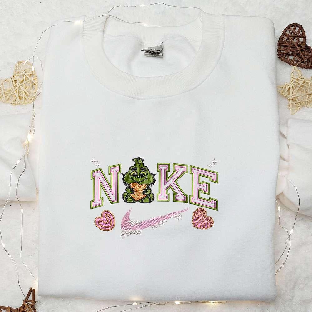 Nike x Kitty And Grinch Chibi Couple Embroidered T shirt Cartoon Embroidered Sweatshirt Valentine Embroidered Hoodie
