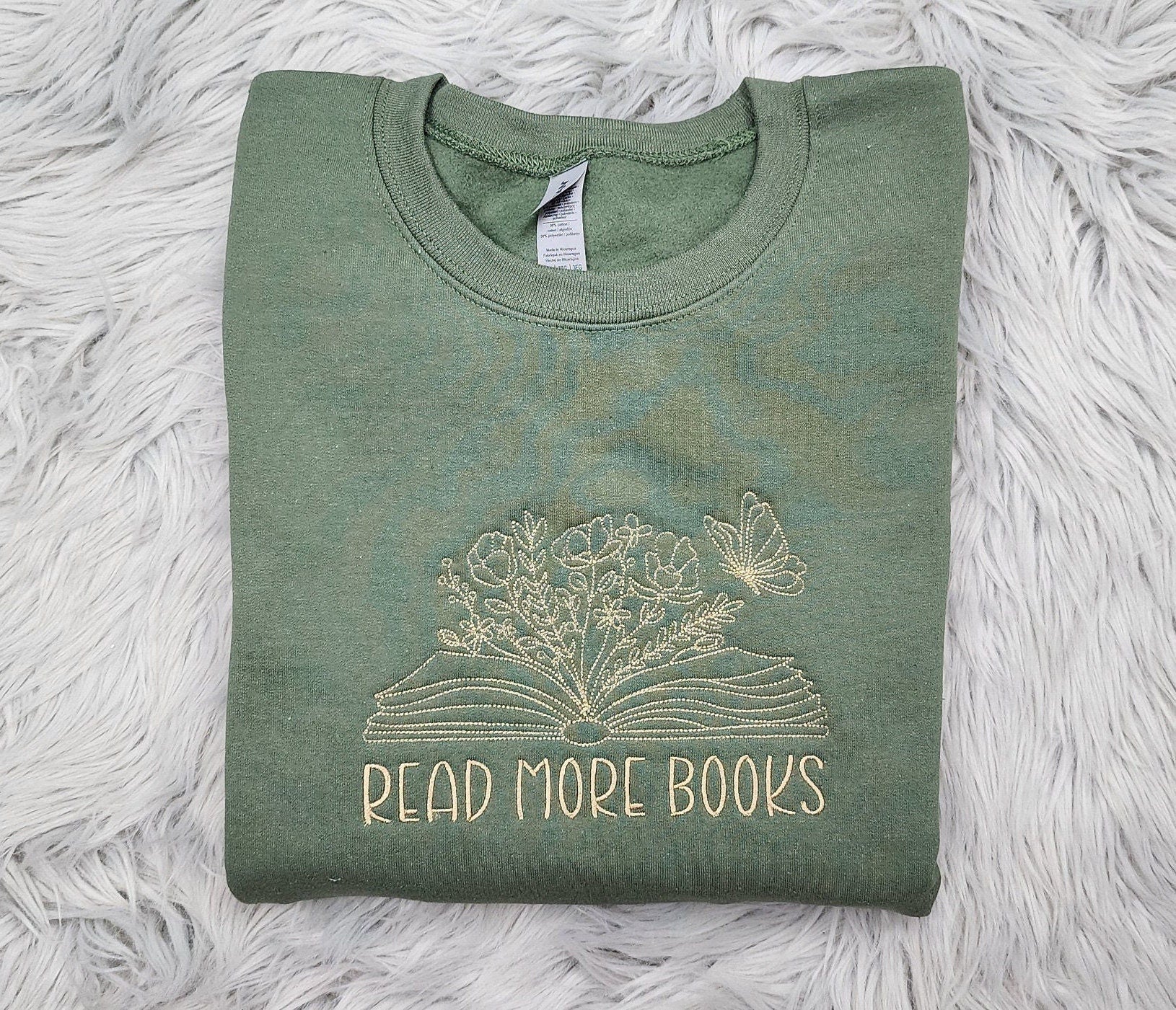 Read More Books Embroidered Crewneck - Floral Book - Book Lover Crewneck - Bookish Crewneck - T-Shirt - Sweatshirt - Hoodie