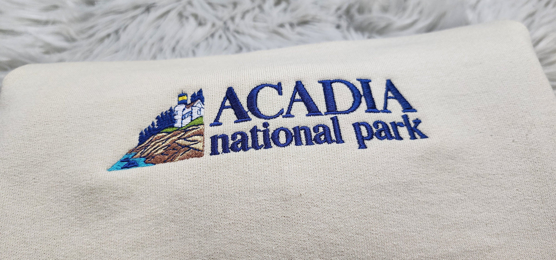 Acadia National Park Embroidered Crewneck - Maine coast - National Parks Embroidered Crewneck - T-Shirt - Sweatshirt and Hooded Sweatshirt