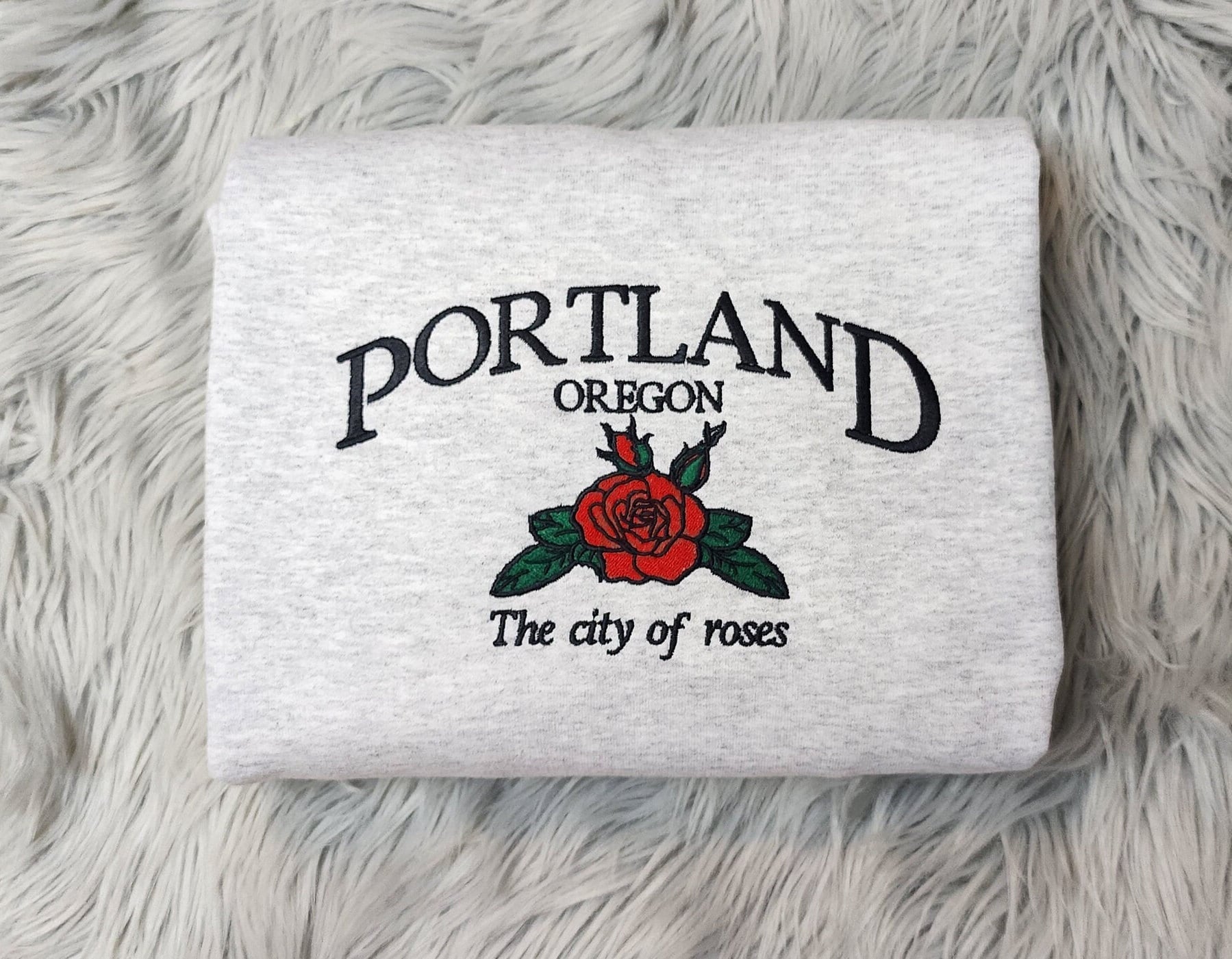 Portland Oregon Embroidered Crewneck - The city of Roses Embroidery - Embroidered Gifts - T-Shirt - Sweatshirt - Hoodie