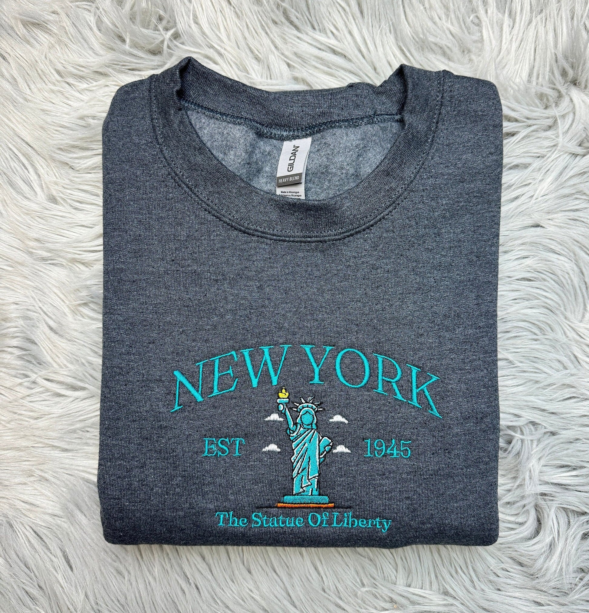 Embroidered New York Sweatshirt - The Statue Of Liberty Embroidered Unisex Sweatshirt - for men and women Sweatshirt or Hooded Sweatshirt