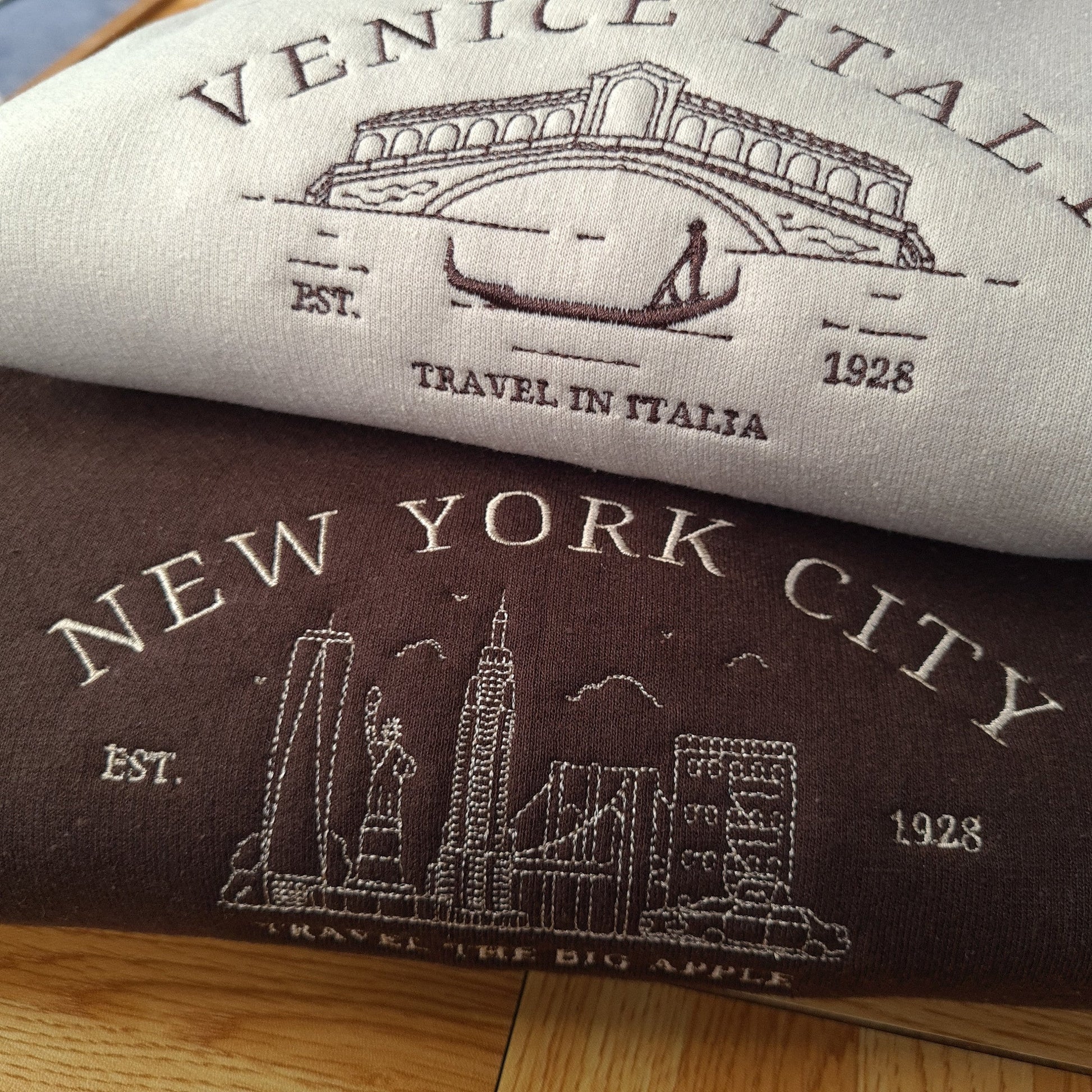 CUSTOM New York City Vintage Embroidered Sweatshirt, Vintage 90s Sweatshirt, Unisex Crewneck, Retro City, USA States, Gift for her ideas