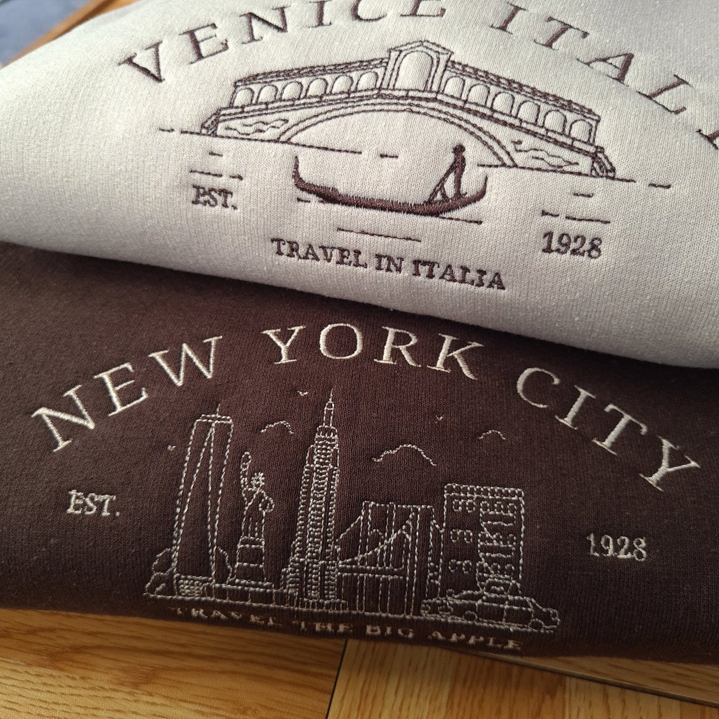 CUSTOM New York City Vintage Embroidered Sweatshirt, Vintage 90s Sweatshirt, Unisex Crewneck, Retro City, USA States, Gift for her ideas