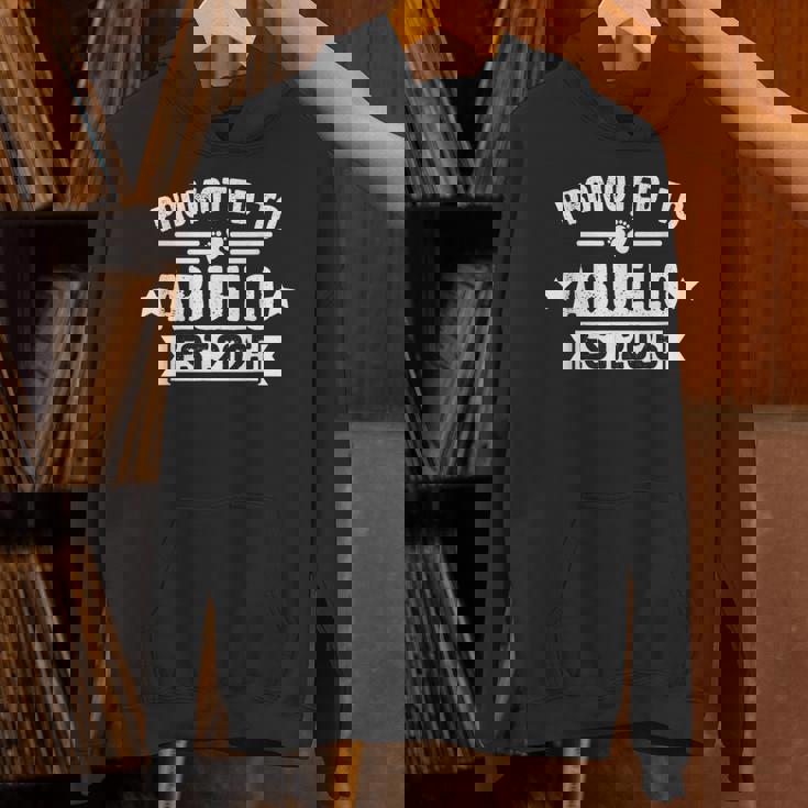 Promoted To Abuelo 2025 Soon To Be Abuelo Spanish Grandpa Unisex Hoodie