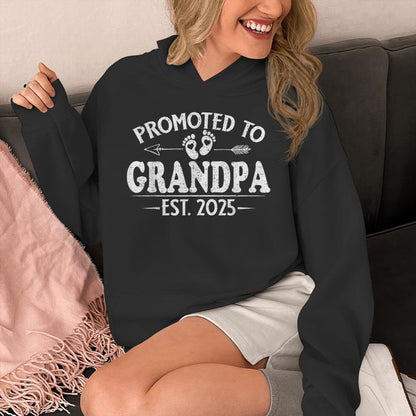 Promoted To Grandpa 2025 Grandpa Est 2025 Soon To Be Grandpa Unisex Hoodie